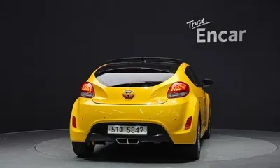 Hyundai Veloster 2012, 148141 км, за 1898.32 USD