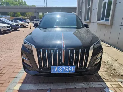 Hongqi Hongqi HS5 2023, 50000 км, за 13616.22 USD