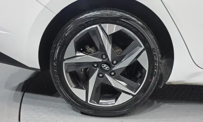 Hyundai Avante 2023, 111721 км, за 10968.75 USD