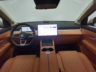 Landian Landian E5 PLUS 2026, 100 км, за 13545.93 USD