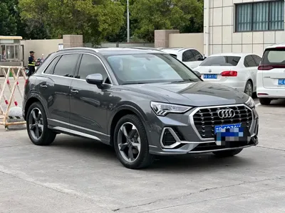 Audi Q3 2022, 39000 км, за 26176.66 USD