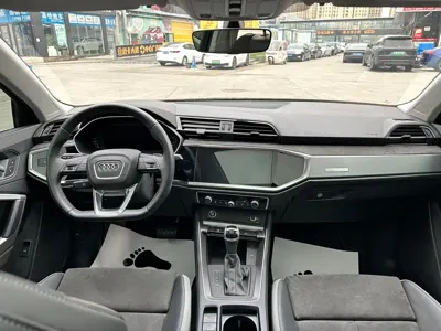 Audi Q3 2022, 39000 км, за 26176.66 USD - фото 8