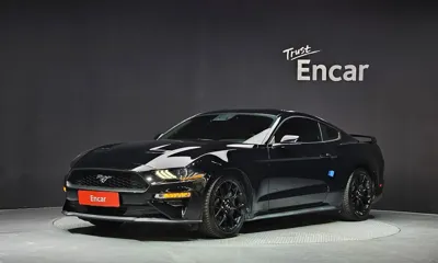 Ford Mustang · 2018 год