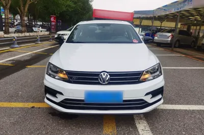 Volkswagen Sagitar 2017, 69700 км, за 9700 USD - фото 9