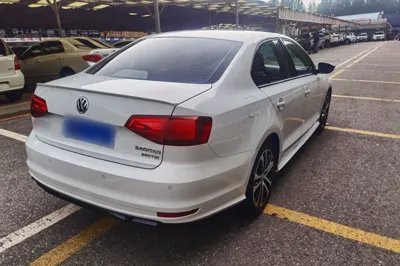 Volkswagen Sagitar 2017, 69700 км, за 9700 USD - фото 13