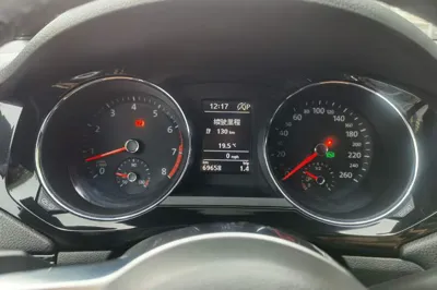 Volkswagen Sagitar 2017, 69700 км, за 9700 USD - фото 16