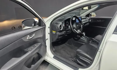 Kia K3 2021, 62333 км, за 8391.89 USD - фото 10