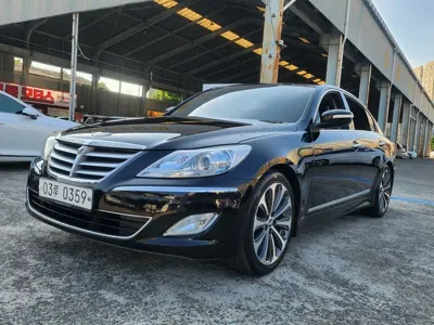 Hyundai Genesis · 2013 год