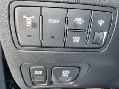 Hyundai Genesis 2013, 148354 км, за 3617.42 USD - фото 8