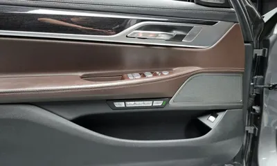 BMW 7-Series 2018, 137700 км, за 17907.14 USD - фото 25