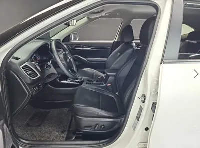Kia Seltos 2020, 63533 км, за 9439.74 USD - фото 11