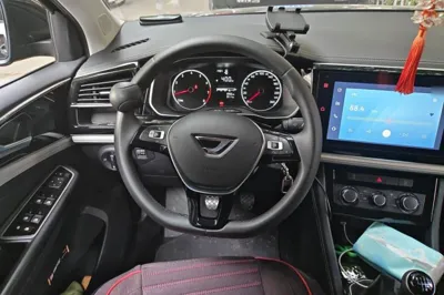 Jetta VS5 2024, 5500 км, за 12120 USD - фото 7