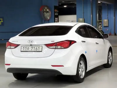 Hyundai Avante 2015, 139500 км, за 3610.35 USD
