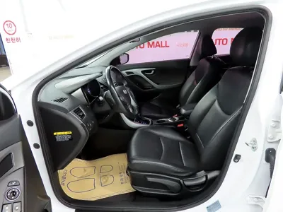 Hyundai Avante 2015, 139500 км, за 3610.35 USD - фото 6