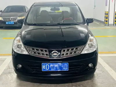 Nissan Tiida 2009, 180000 км, за 1437.92 USD