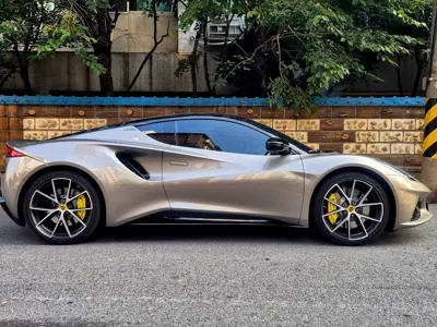 Lotus Emira 2024, 4800 км, за 0 USD - фото 10