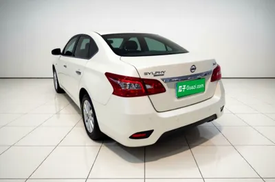 Nissan Sylphy 2024, 41900 км, за 9705 USD