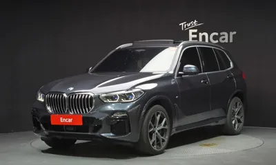 BMW X5 · 2021 год