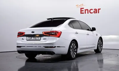 Kia K7 2014, 104085 км, за 5939.87 USD