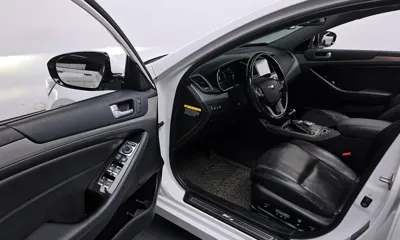 Kia K7 2014, 104085 км, за 5939.87 USD - фото 11
