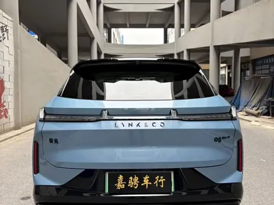Lynk & Co 08 EM-P 2025, 9000 км, за 25131.8 USD