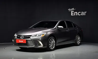 Toyota Camry · 2017 год