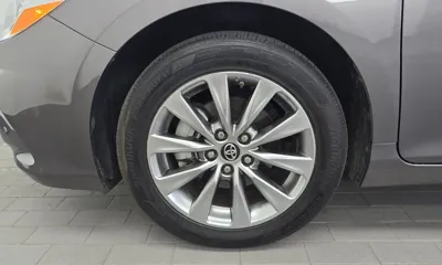 Toyota Camry 2017, 31131 км, за 11434.7 USD