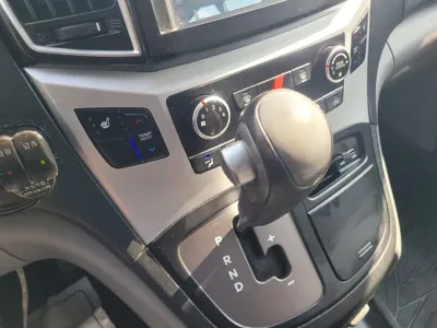 Hyundai Starex 2019, 122750 км, за 8736.2 USD - фото 9