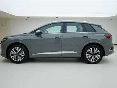 Audi Q4 e-tron 2024, 30000 км, за 18216.24 USD