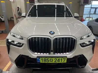 BMW X7 · 2025 год
