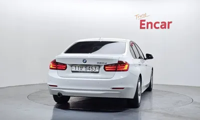 BMW 3-Series 2015, 155770 км, за 5021.47 USD