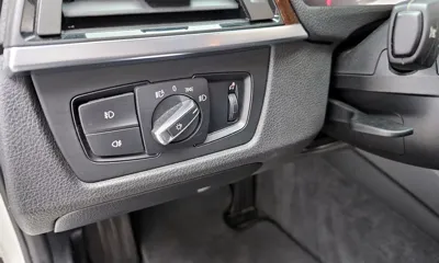 BMW 3-Series 2015, 155770 км, за 5021.47 USD - фото 15