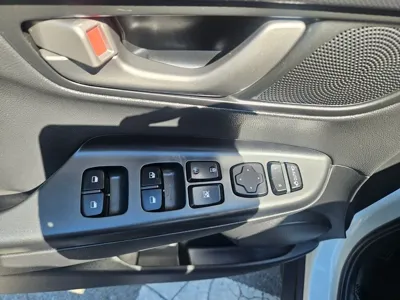Hyundai Kona 2018, 135451 км, за 6212.6 USD - фото 19