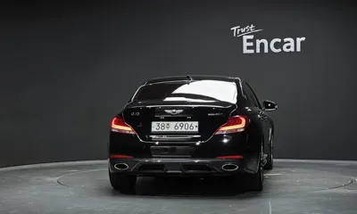 Genesis G70 2019, 158261 км, за 9846.29 USD