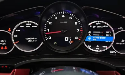 Porsche Cayenne 2021, 130904 км, за 36204.97 USD - фото 8