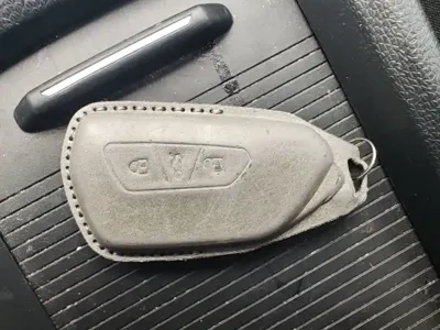 Volkswagen ID.3 2023, 81199 км, за 10491.26 USD - фото 9