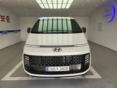 Hyundai Staria 2025, 13000 км, за 39312.85 USD