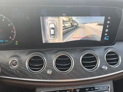 Mercedes-Benz E-Class 2022, 47600 км, за 9159.46 USD - фото 13