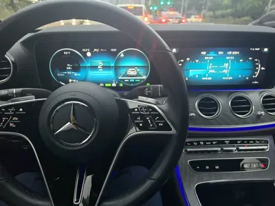 Mercedes-Benz E-Class 2022, 47600 км, за 9159.46 USD - фото 18
