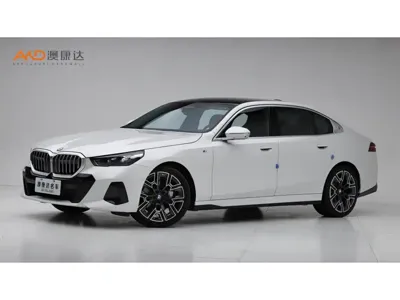 BMW 5 Series · 2025 год
