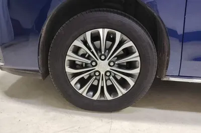 Buick GL8 2023, 99100 км, за 21643 USD - фото 10