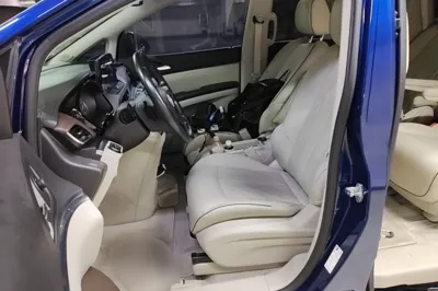 Buick GL8 2023, 99100 км, за 21643 USD - фото 17