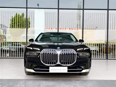 BMW 7 Series 2024, 25000 км, за 73556.55 USD