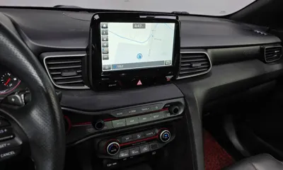 Hyundai Veloster 2018, 42902 км, за 9780.75 USD - фото 14