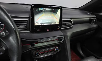 Hyundai Veloster 2018, 42902 км, за 9780.75 USD - фото 16