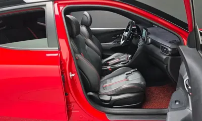 Hyundai Veloster 2018, 42902 км, за 9780.75 USD - фото 26