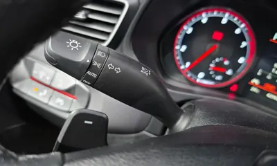 Hyundai Veloster 2018, 42902 км, за 9780.75 USD - фото 27