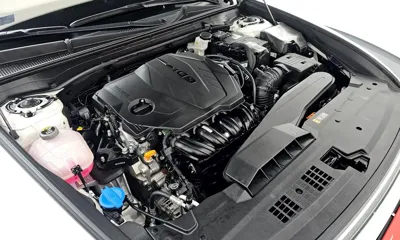 Hyundai Grandeur 2023, 35873 км, за 21678.66 USD - фото 6