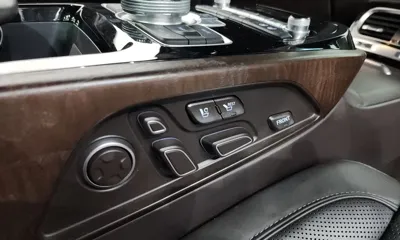 Genesis G90 2021, 115688 км, за 22736.17 USD - фото 40