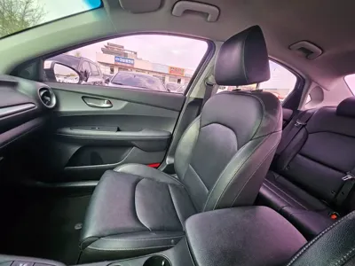 Kia K3 2021, 66690 км, за 9780.75 USD - фото 17